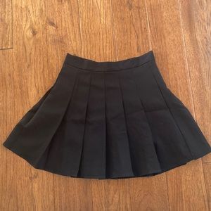 Black skirt